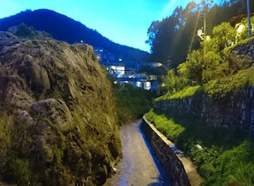 peru/salkantay-trail/attraction/huaca-sapantiana