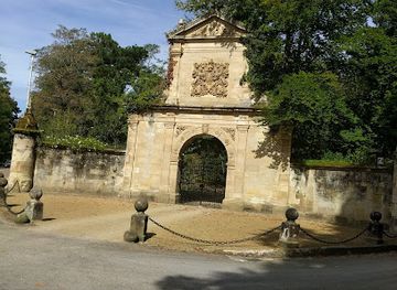 spain/cantabria/attraction/san-miguel-historic-garden-bridge
