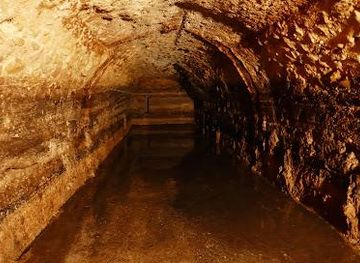 portugal/cascais/attraction/galerias-romanas