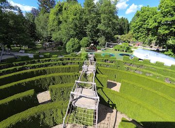 slovenia/posavje/attraction/arboretum