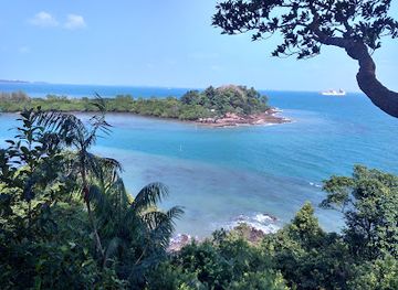 indonesia/riau-islands/attraction/pesona-alam-tangga-seribu