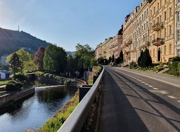 czechia/karlovy-vary/attraction/kasna-se-sklenenym-sloupem
