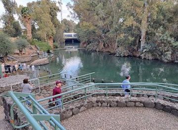 israel/hod-hasharon/attraction/rent-a-guide-ltd