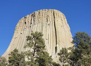 wyoming/devils-tower-national-monument/attraction/tower-trail