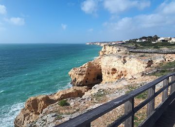 portugal/algarve/attraction/carvoeiro-boardwalk