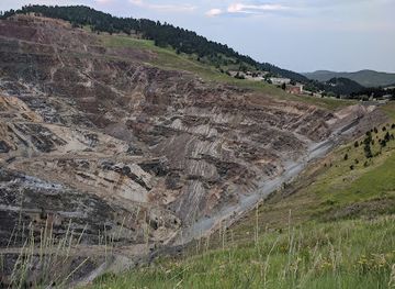 south-dakota/south-central-south-dakota/attraction/homestake-offices