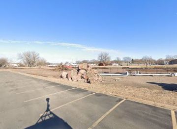 south-dakota/palisades-state-park/attraction/sioux-falls-diamond-railroad-crossing