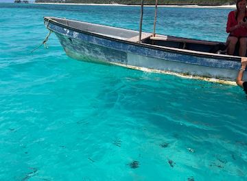 tanzania/zanzibar-archipelago/attraction/blue-lagoon