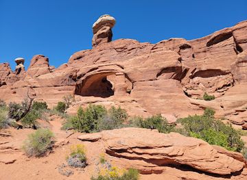 utah/arches-national-park/attraction/tower-arch