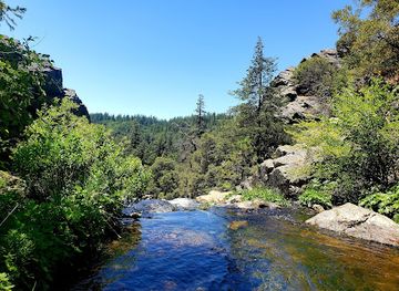 california/sierra-nevada/attraction/san-antonio-creek-falls