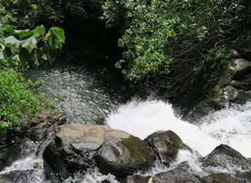 micronesia/pohnpei-island/attraction/kokomaru-waterfall