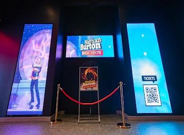 kentucky/henderson/attraction/nathan-burton-magic-show-inside-flyover