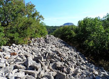 france/tarn-gorges/attraction/le-clapas-du-diable