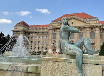 hungary/debrecen/attraction/egyetem-szokokut