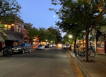 idaho/boise/north-end/attraction/hyde-park