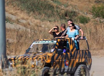 philippines/ilocos-norte/attraction/laoag-sand-dunes-recreation