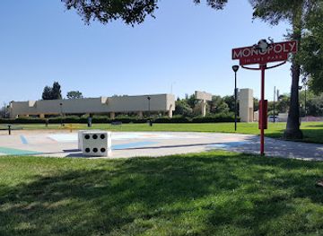 california/milpitas/attraction/monopoly-in-the-park