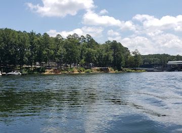 arkansas/lake-ouachita/attraction/north-shores-resort-and-marina