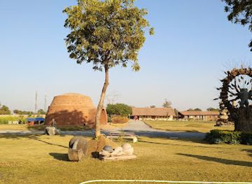 india/central-india/attraction/art-ichol