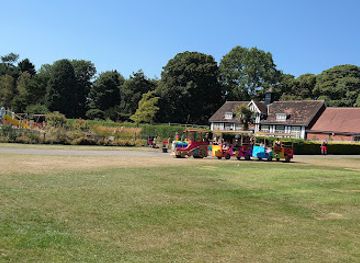 united-kingdom/sheffield/attraction/graves-park-animal-farm