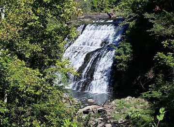 ohio/cleveland/attraction/mill-creek-falls