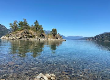 argentina/san-martin-de-los-andes/attraction/senda-a-la-islita