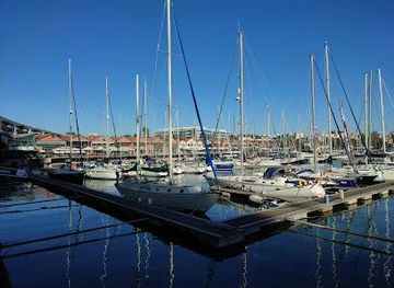 portugal/cascais/attraction/doca-de-santo-amaro