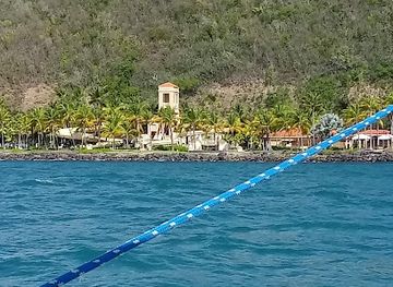 puerto-rico/fajardo/attraction/castillo-watersports