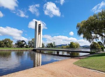 australia/canberra/attraction/lake-burley-griffin