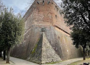 italy/san-gimignano/attraction/fortezza-medicea