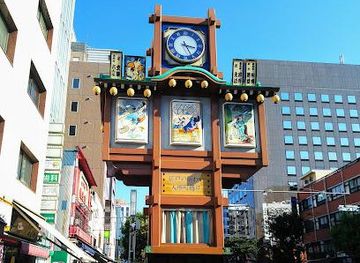 japan/musashi/attraction/ningyocho-mechanical-clock-tower-rakugo-performer