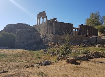 lebanon/baalbek/attraction/le-temple-de-faqra