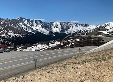colorado/tenmile-range/attraction/loveland-pass