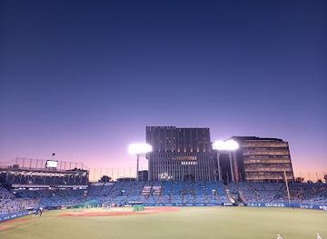 japan/tokyo/attraction/meiji-jingu-baseball-stadium
