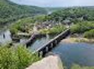 maryland/hagerstown/attraction/maryland-heights-trailhead