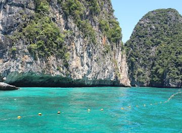 thailand/koh-yao-noi/attraction/elixir-divers-travel-agent-koh-yao-yai-snorkeling-by-speedboat
