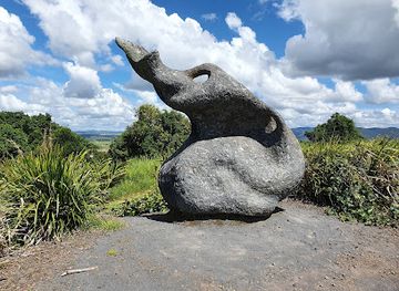 australia/atherton-tablelands/attraction/hallorans-hill-conservation-park