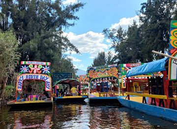 mexico/huichol-sierra/attraction/magical-xochimilco-trajineras