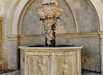 bosnia-and-herzegovina/trebinje/attraction/small-onofrio-s-fountain