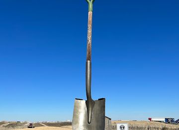 texas/central-texas/attraction/largest-shovel