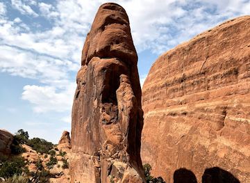 utah/arches-national-park/attraction/red-rock-wonderland
