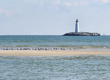 virginia/middle-peninsula/attraction/new-point-comfort-lighthouse