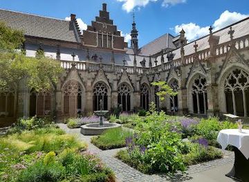 netherlands/amsterdam/attraction/pandhof-van-de-dom