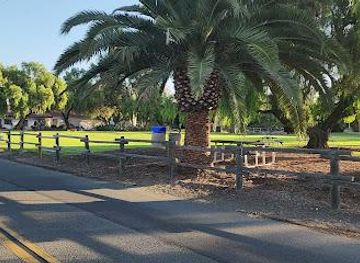 california/anaheim/attraction/historic-town-center-park