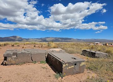 bolivia/altiplano/attraction/akapana