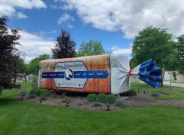 ohio/eastern-ohio/attraction/world-s-largest-loaf-of-bread