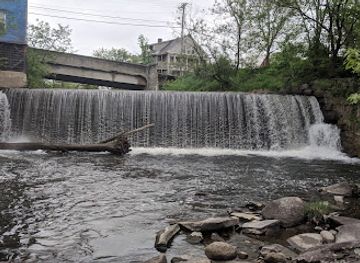 vermont/molly-falls-state-park/attraction/mill-park-and-information-kiosk