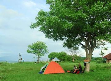 indonesia/pulau-moyo/attraction/resto-apung-ekowisata-bahari-prajak