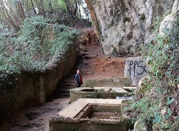 italy/cinque-terre/attraction/grotta-di-bocca-lupara