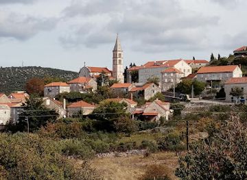 croatia/brac-island/attraction/wine-tasting-brac